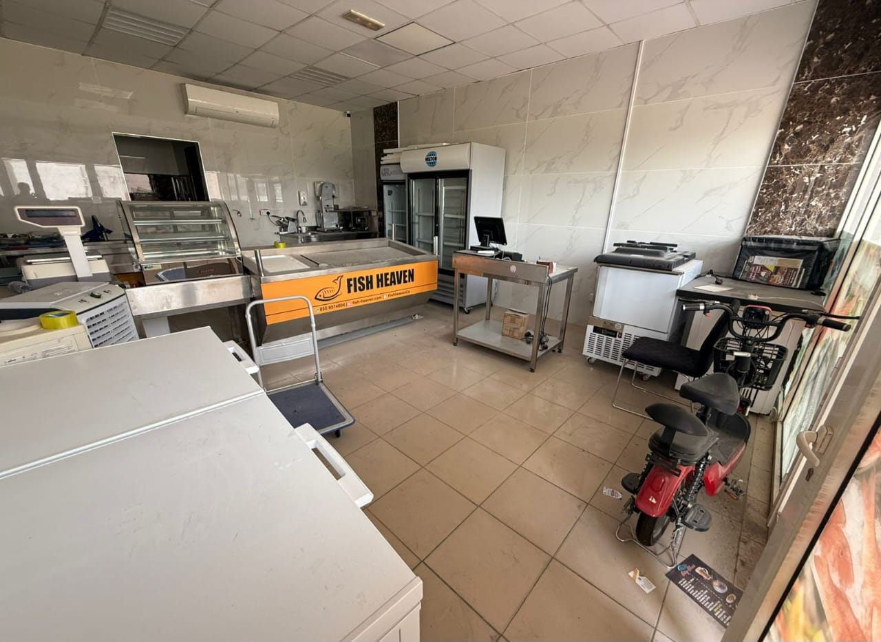 completely Equipped Fish Shop for Rent | Vacant | Near Road